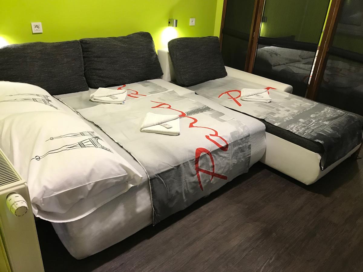 Hostel Paris Загреб Экстерьер фото